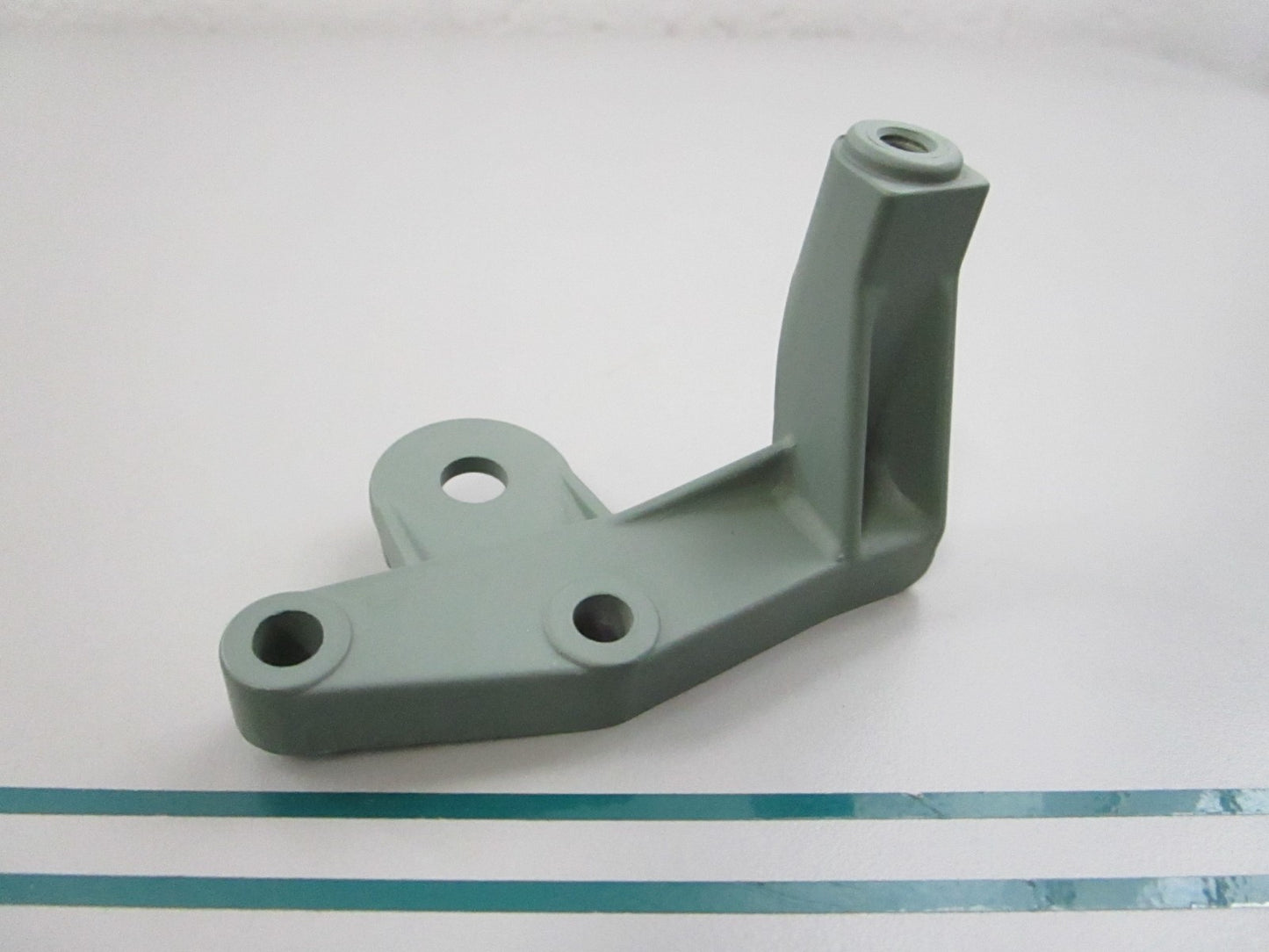 NEW OEM 6N0-E5772-00-94 Yamaha Stay 0810