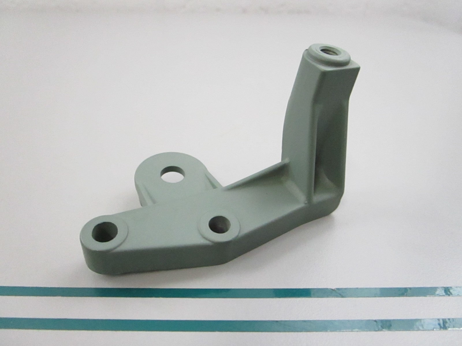 NEW OEM 6N0-E5772-00-94 Yamaha Stay 0810