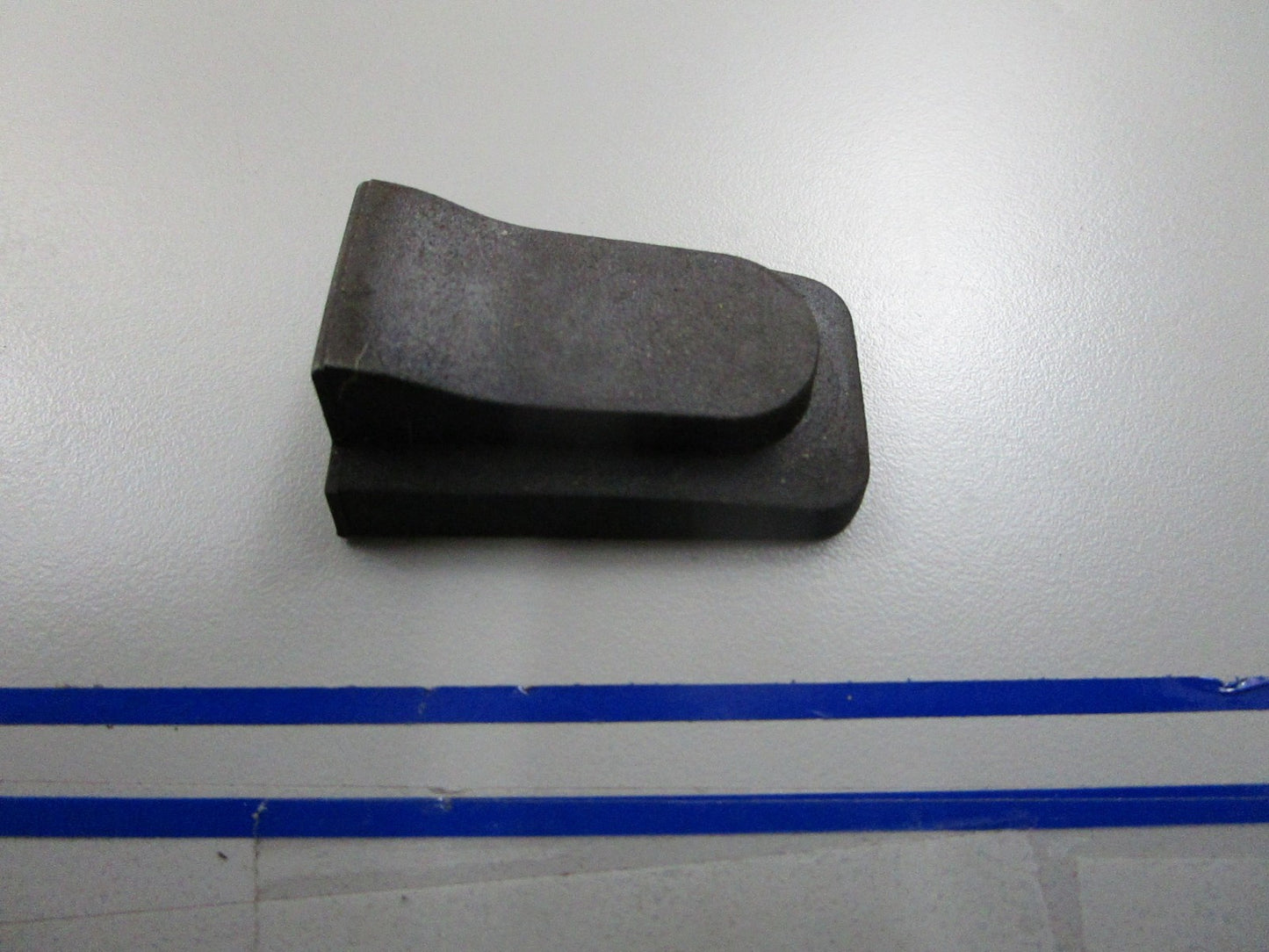 *NEW OEM* 0810 OMC Johnson Evinrude Grommet 337409 0337409