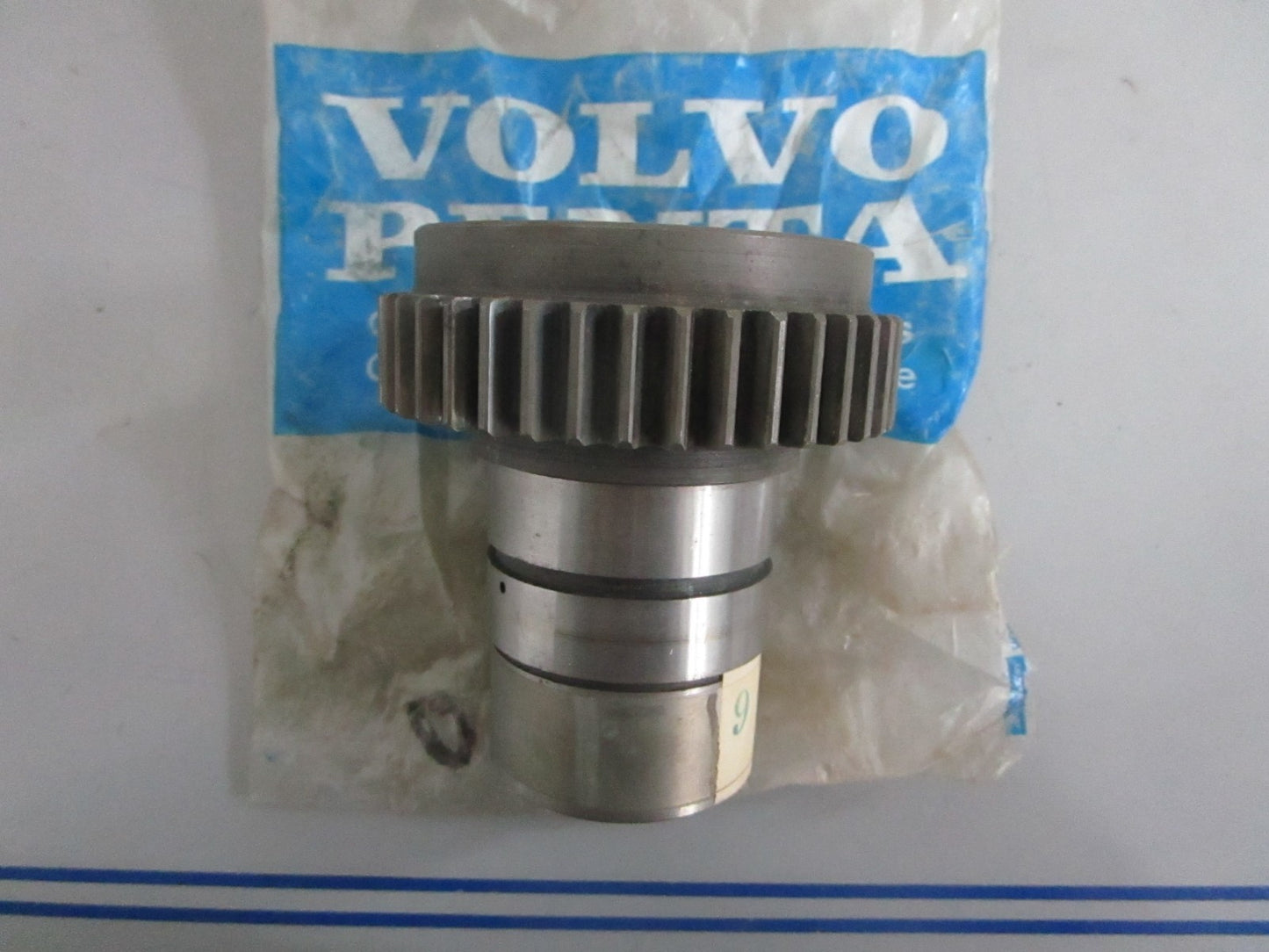 NEW OEM 854211 827309 Volvo Penta Gear 0820