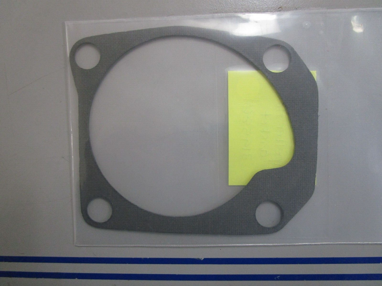 *NEW OEM* 0770 OMC Johnson Evinrude Impeller Housing Gasket 319586 0319586