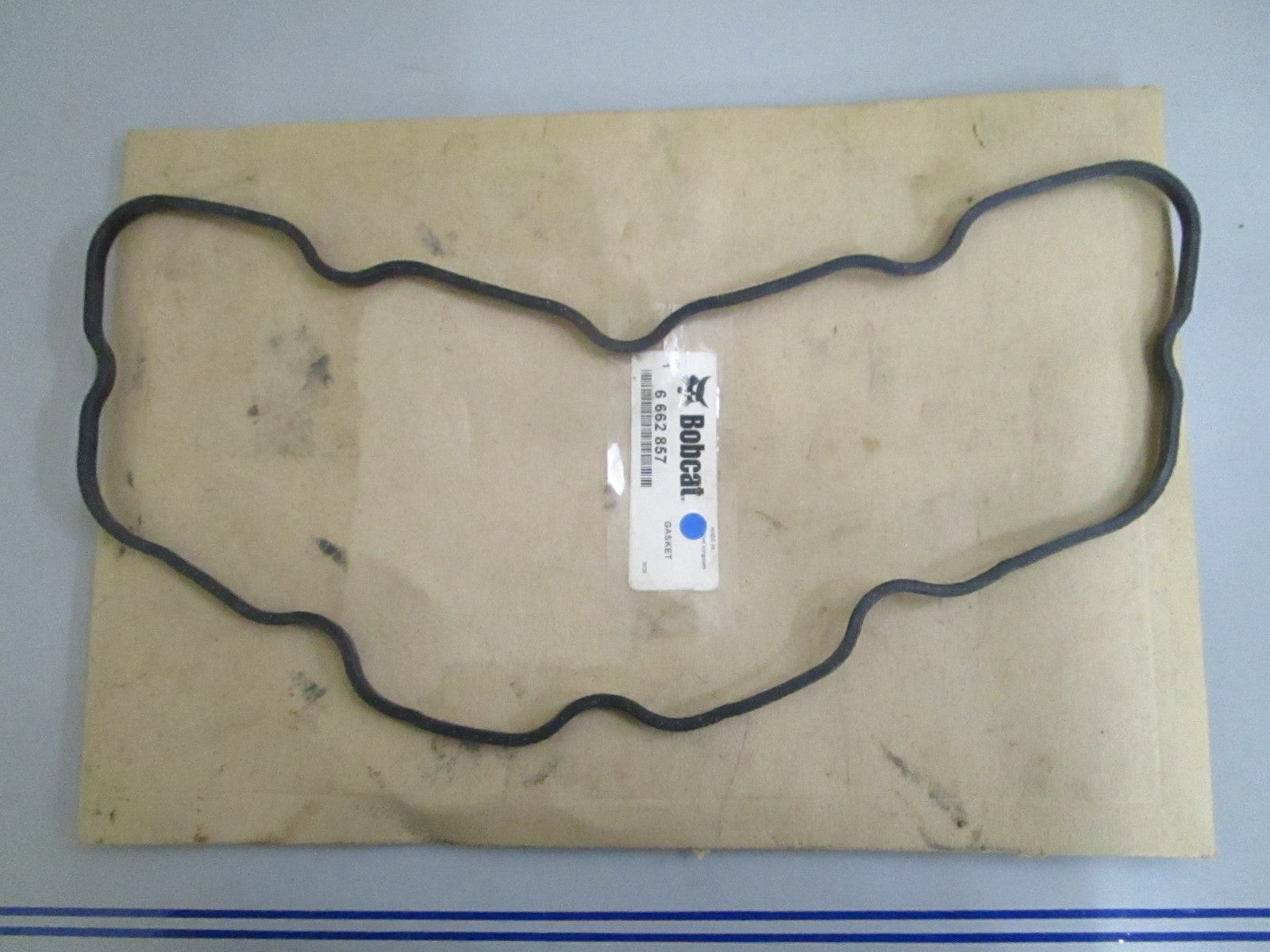 *NEW OEM* 0820 Bobcat Gasket 6662857