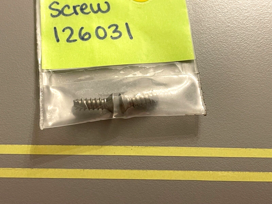 *NEW OEM* (LOT OF 2) 0750 OMC Johnson Evinrude SCREW 126031 0126031