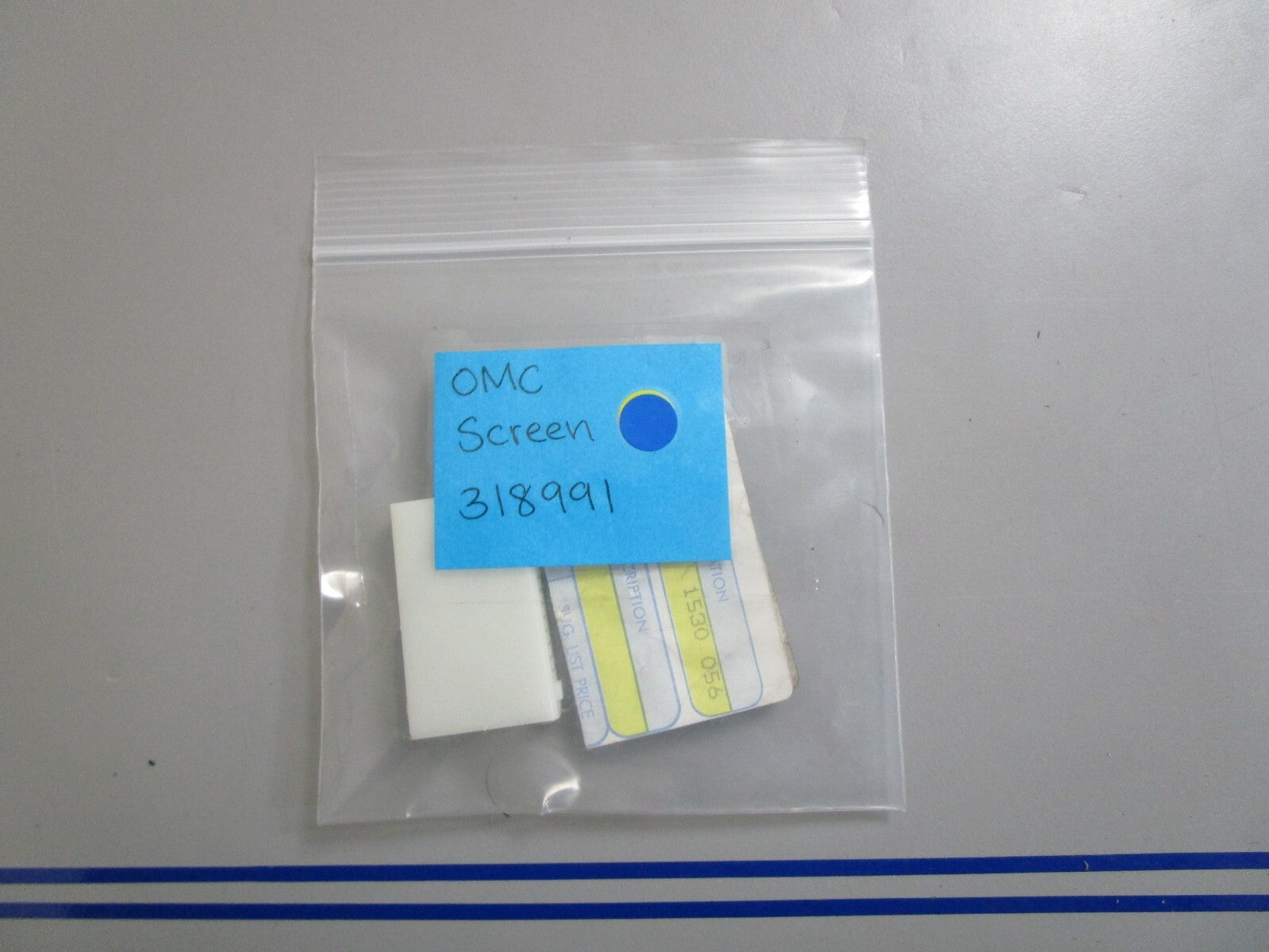 *NEW OEM* 0810 OMC Johnson Evinrude Screen 318991 0318991