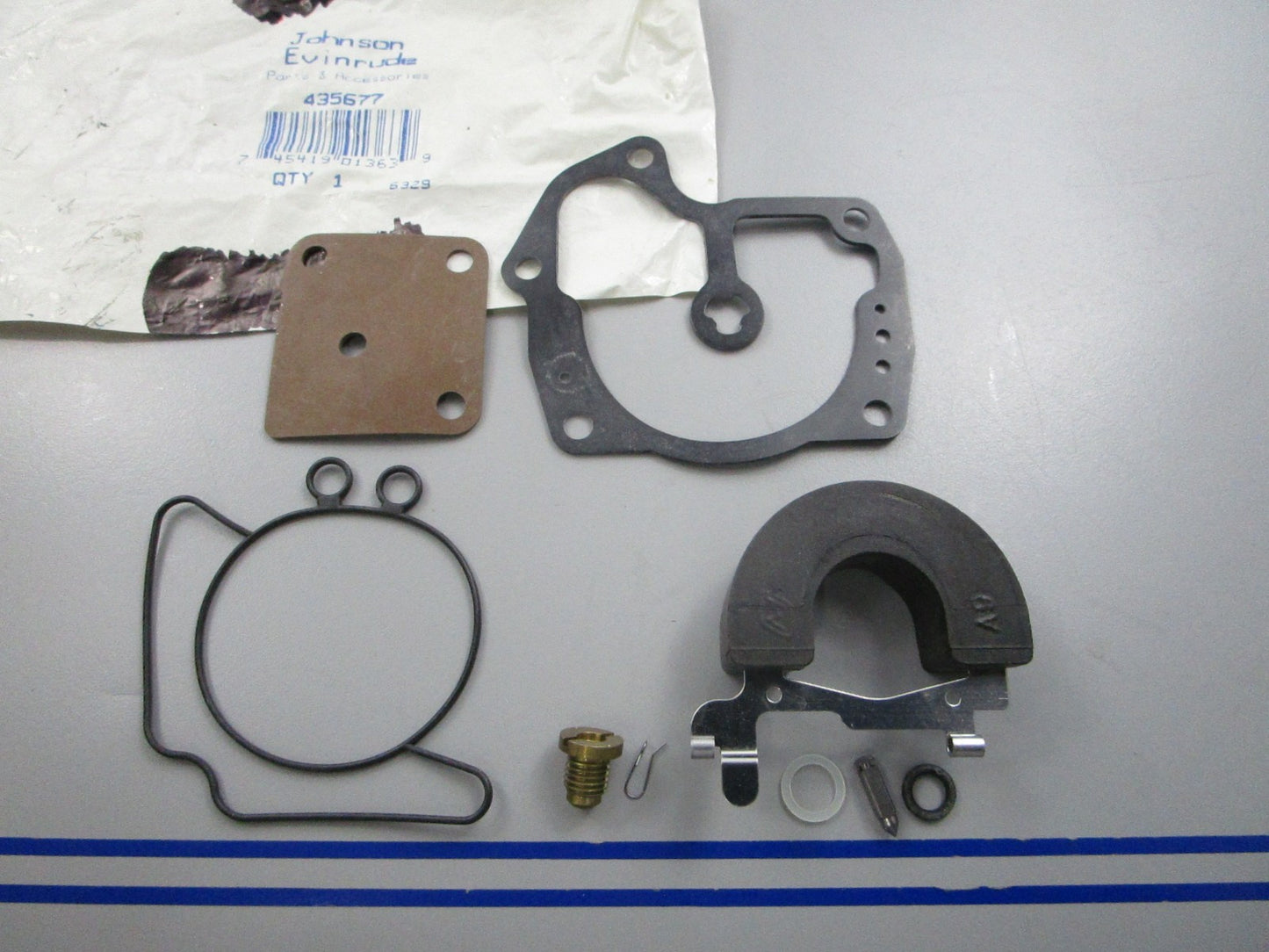 NEW OEM 435677 0435677 OMC Johnson Evinrude Carburetor Repair Kit 0810