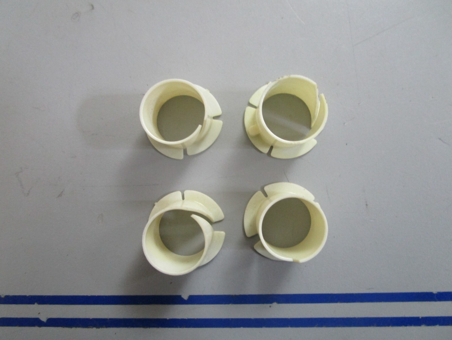 *NEW OEM* (LOT OF 4) 0810 Mercury Quicksilver Bushing 23-30677