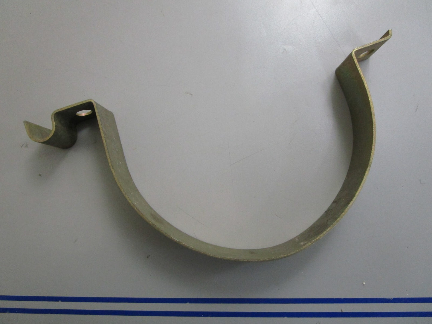 *NEW OEM* 0820 Volvo Penta Clamp 679535