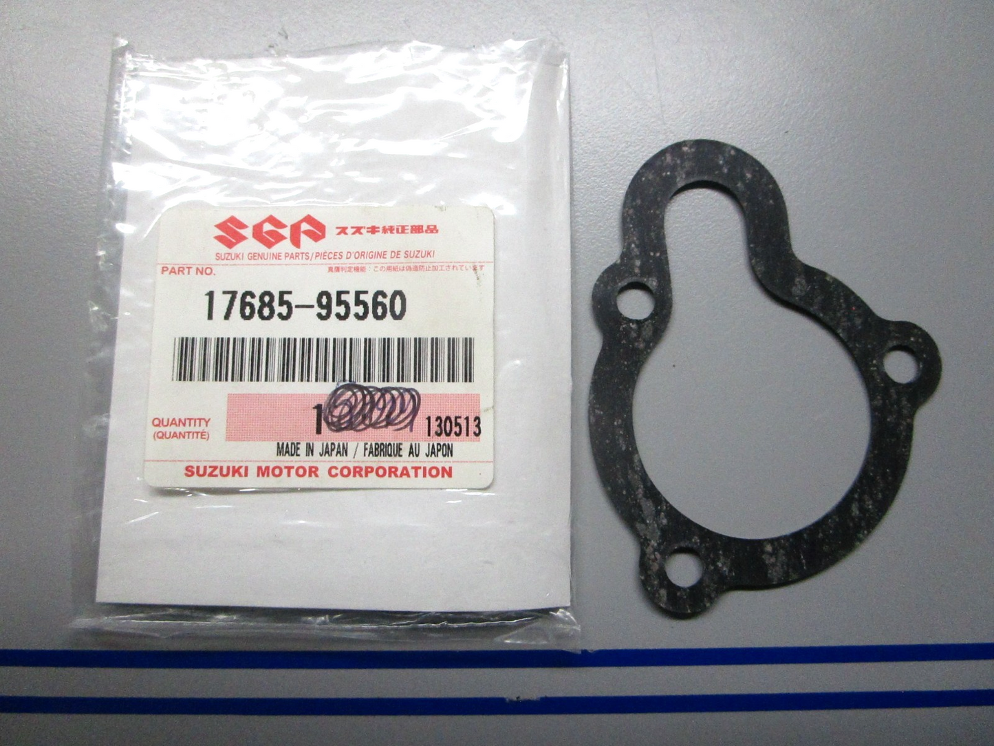 *NEW OEM* 0810 Suzuki Gasket 17685-95560
