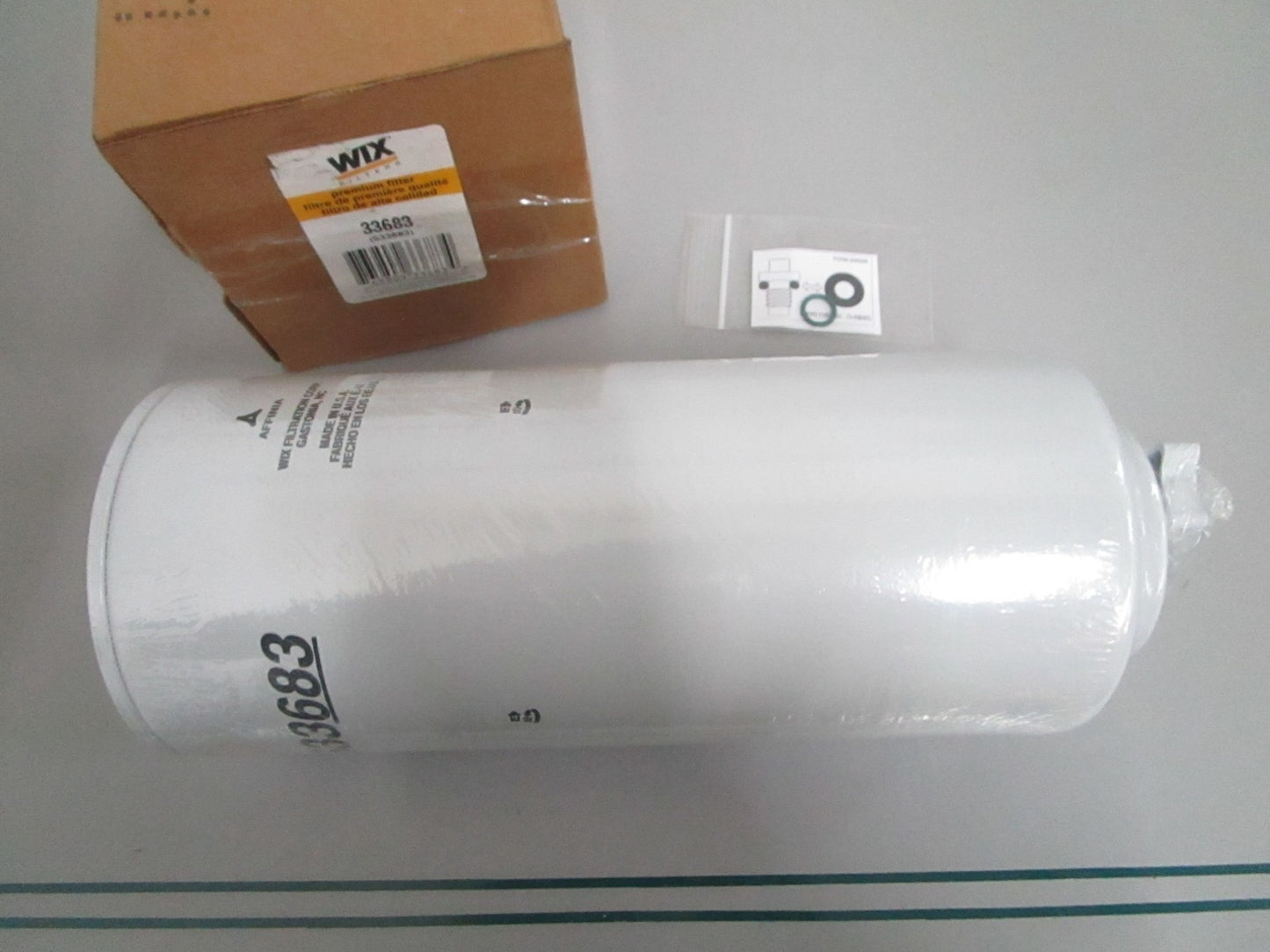 NEW OEM 33683 Wix Fuel Filter 0820