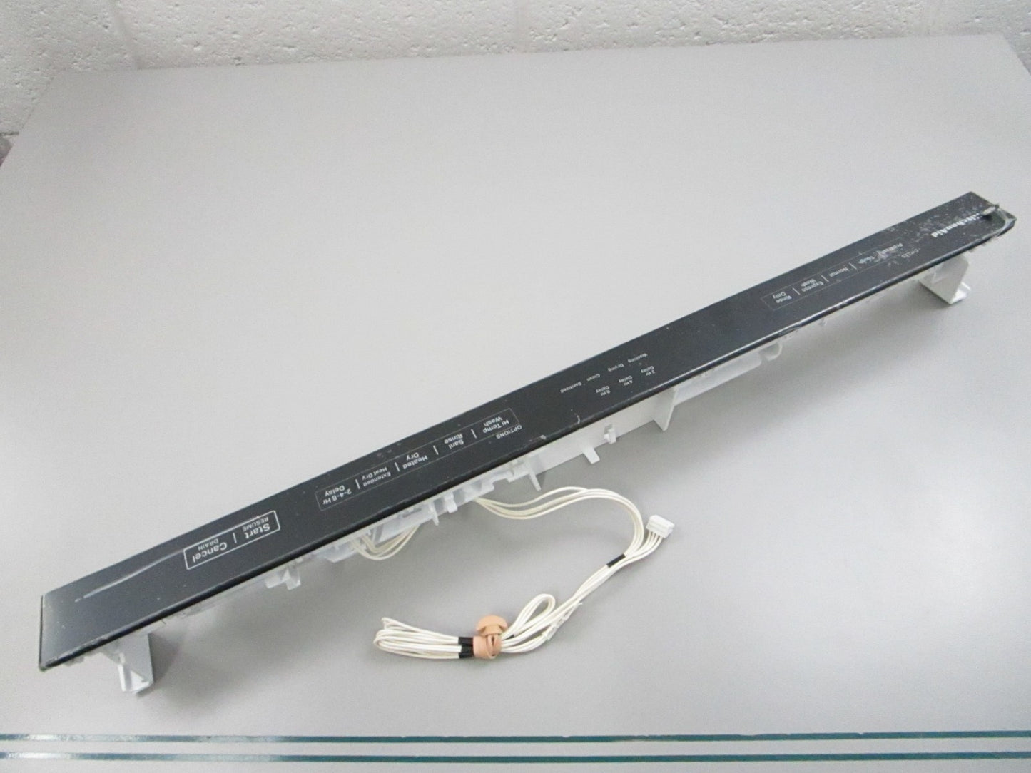 NEW OEM W11622500 Whirlpool Console 0810