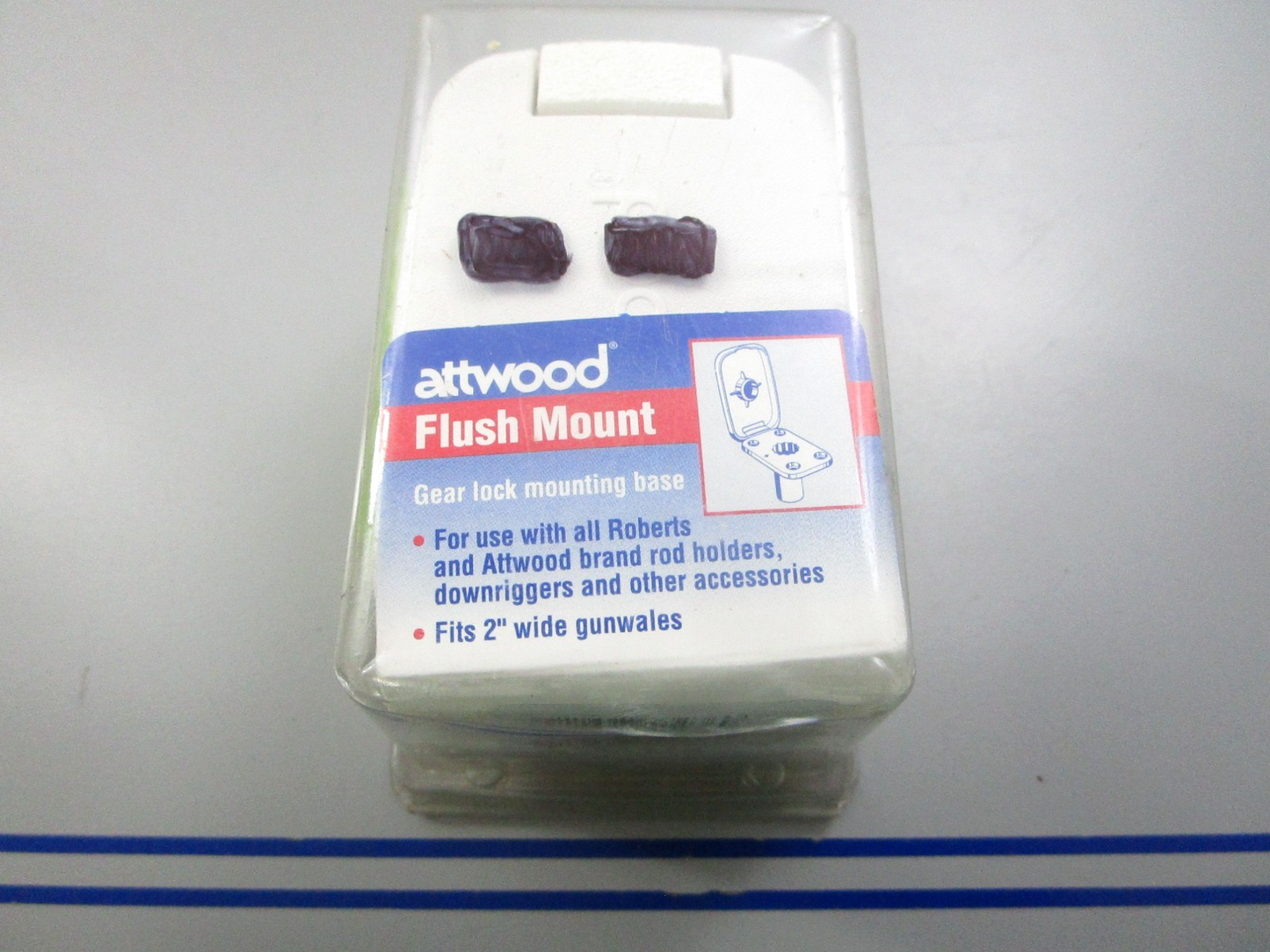 NEW OEM 5023-7 Attwood White Flush Mount 0810