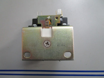 *NEW OEM* 0820 General Electric Contactor 3ARR28U4 6X574