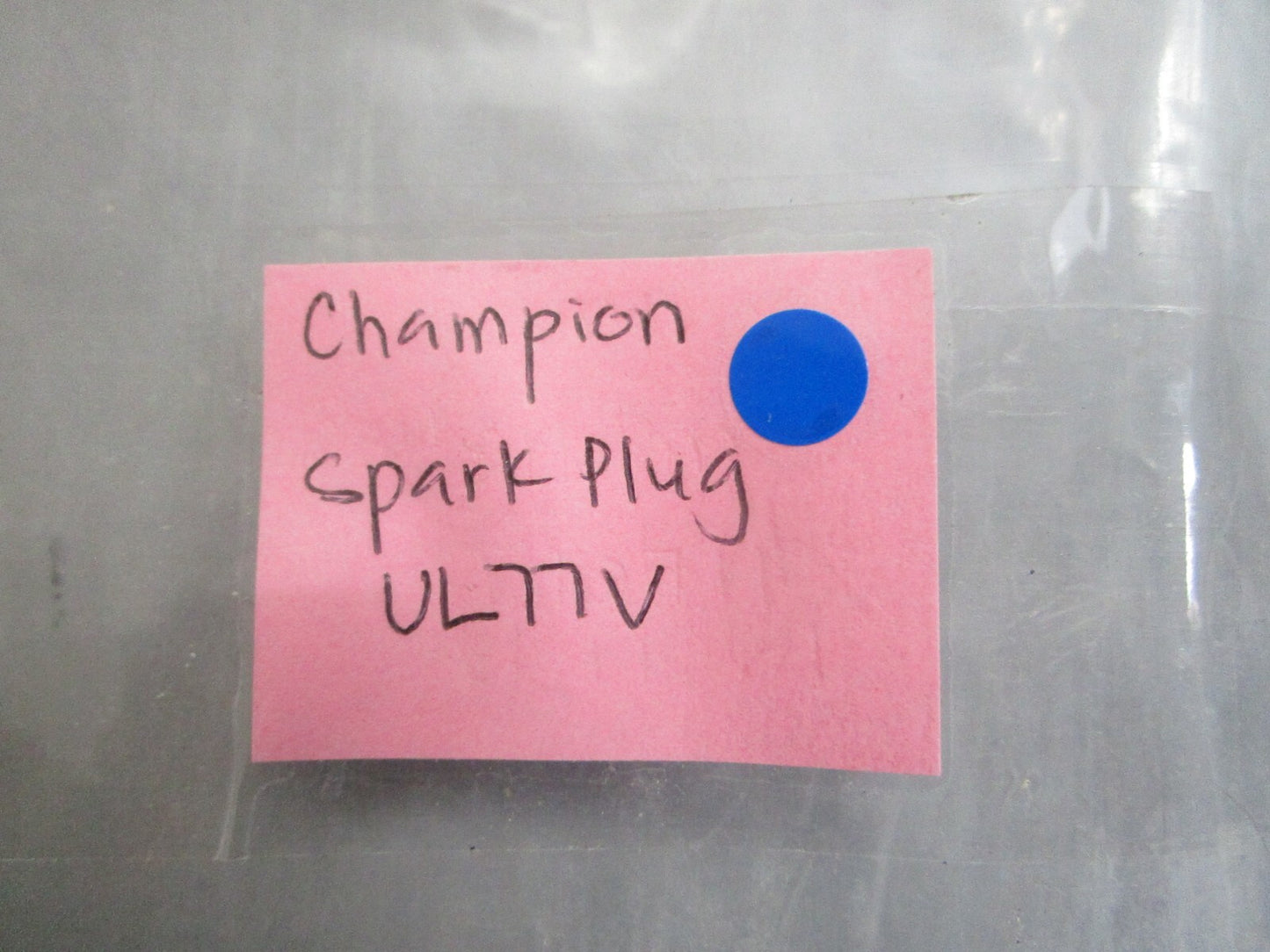 *NEW* (LOT OF 6) 0820 Champion Spark Plug UL77V