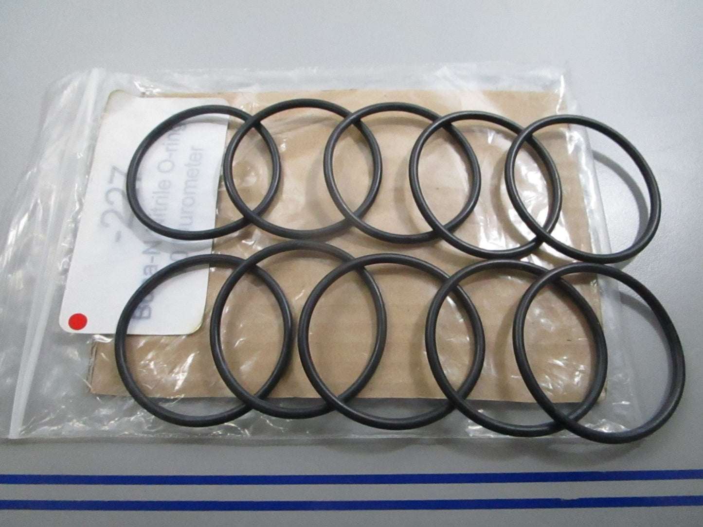 *NEW* (LOT OF 10) 0810 Buna-N Nitrile O-Ring -227
