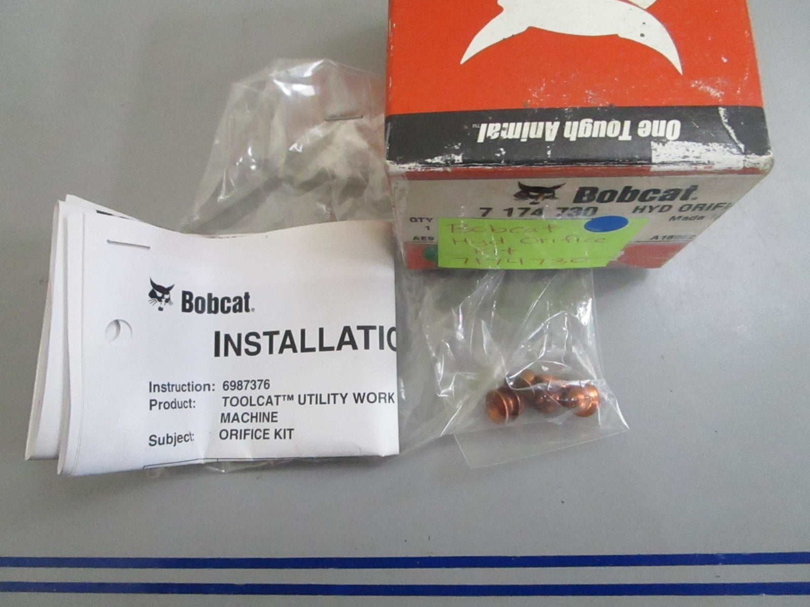 *NEW OEM* 0820 Bobcat Orifice Kit 7174730