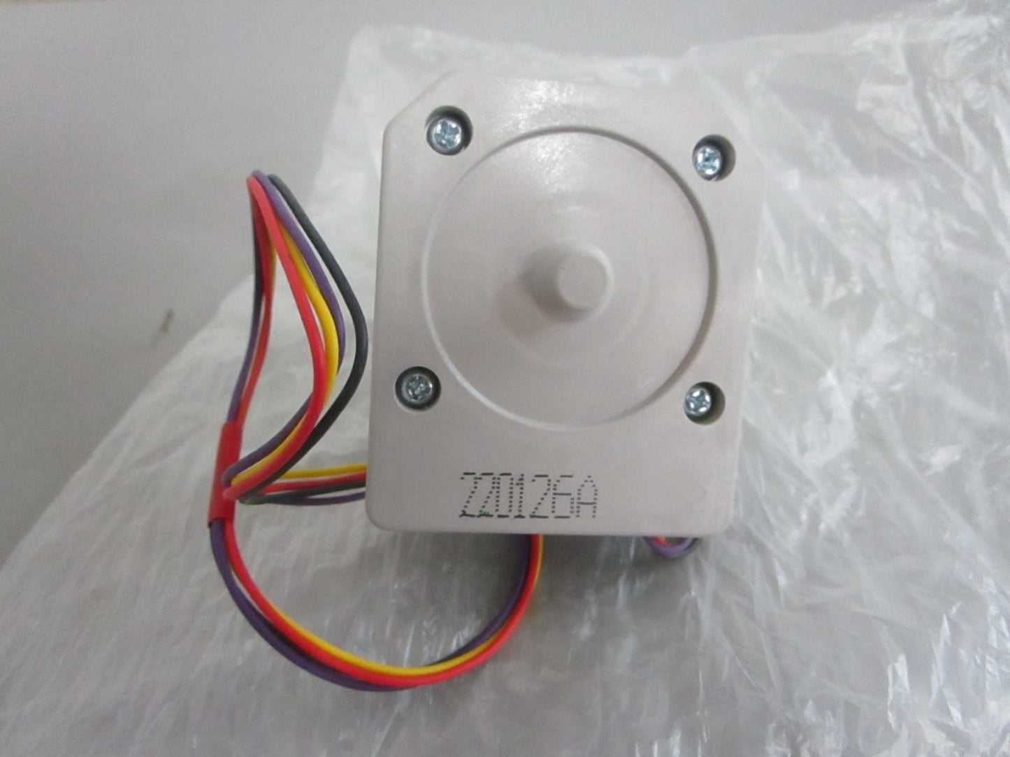 *NEW OEM* 0820 LG Condenser EAU63103001