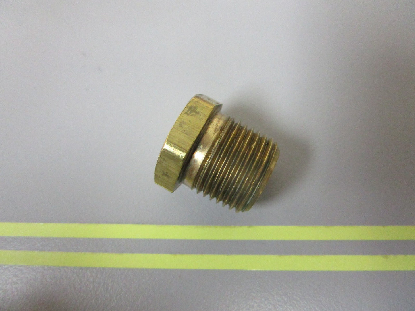 *NEW OEM* 0810 Volvo Penta Bushing 3857816