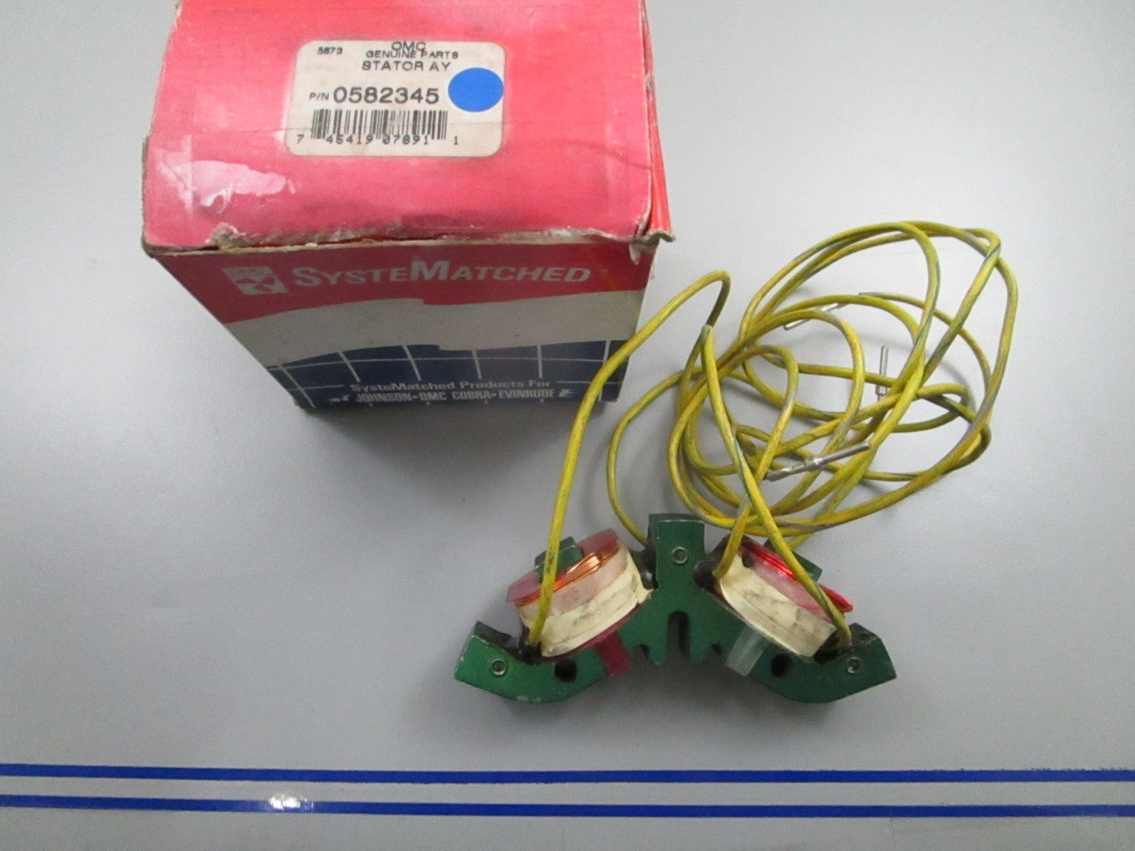 *NEW OEM* 0810 OMC Johnson Evinrude Stator Assembly 582345 0582345