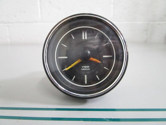 NEW OEM 1075420011 Mercedes-Benz Clock 0820
