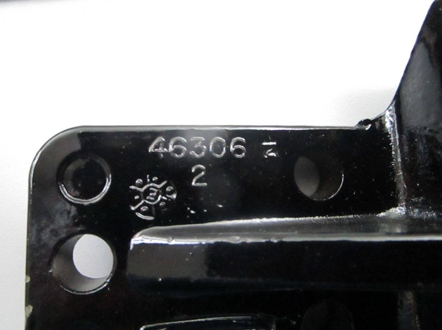 *NEW OEM* 0810 Mercury Quicksilver Bracket Assembly 463036A1