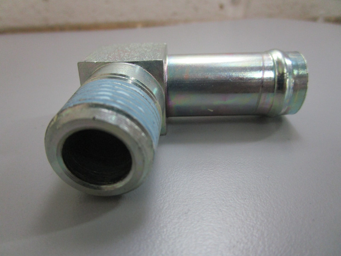 *NEW* 0820 Cummins Elbow Hose Coupling 3922830