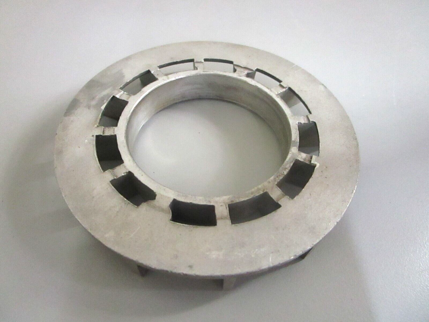 *NEW OEM* 0750 Volvo Penta CENTRIFUGAL PUMP IMPELLER 897678