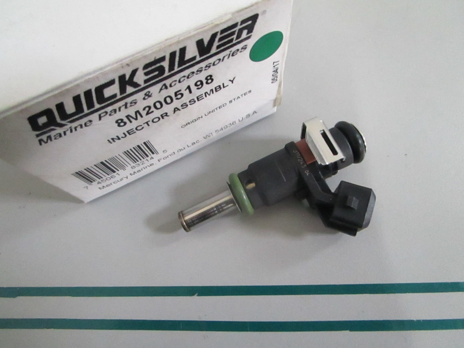 Mercury Marine NEW OEM 8M2005198 Fuel Injector NOS Genuine Factory Outboard 0820