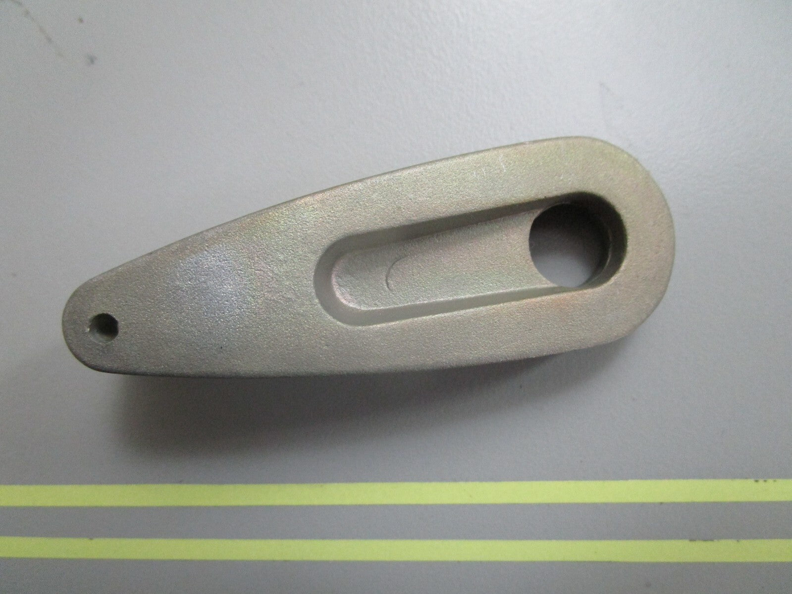 *NEW OEM* 0810 OMC Johnson Evinrude Handle 115255 0115255