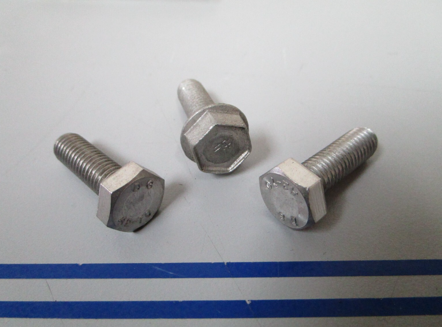 *NEW OEM* (LOT OF 3) 0810 Mercury Quicksilver Screw 10-40003 53