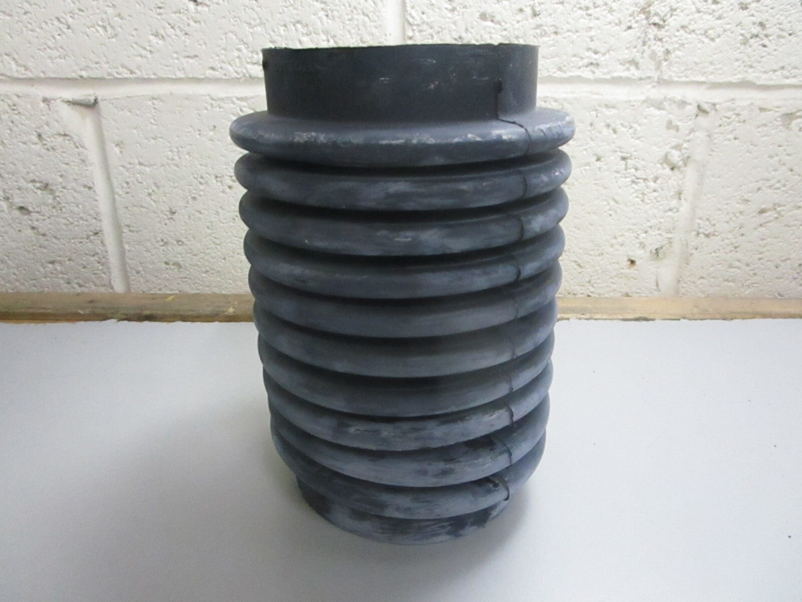 *NEW OEM* 0810 Volvo Penta Bellows Kit 876633