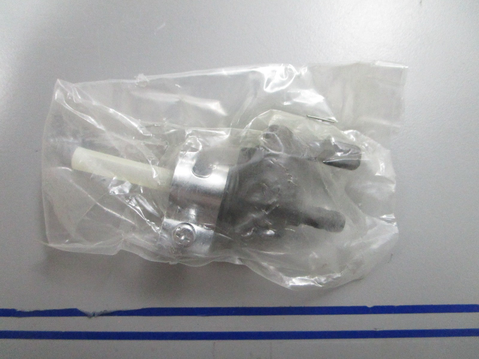 *NEW OEM* 0810 Mercury Quicksilver Fuel Cock 35-95460M