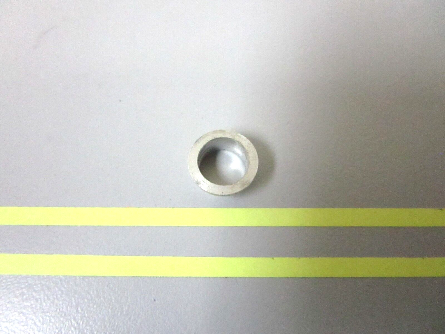 *NEW OEM* 0750 OMC Johnson Evinruide SPRING SLEEVE 510801 0510801