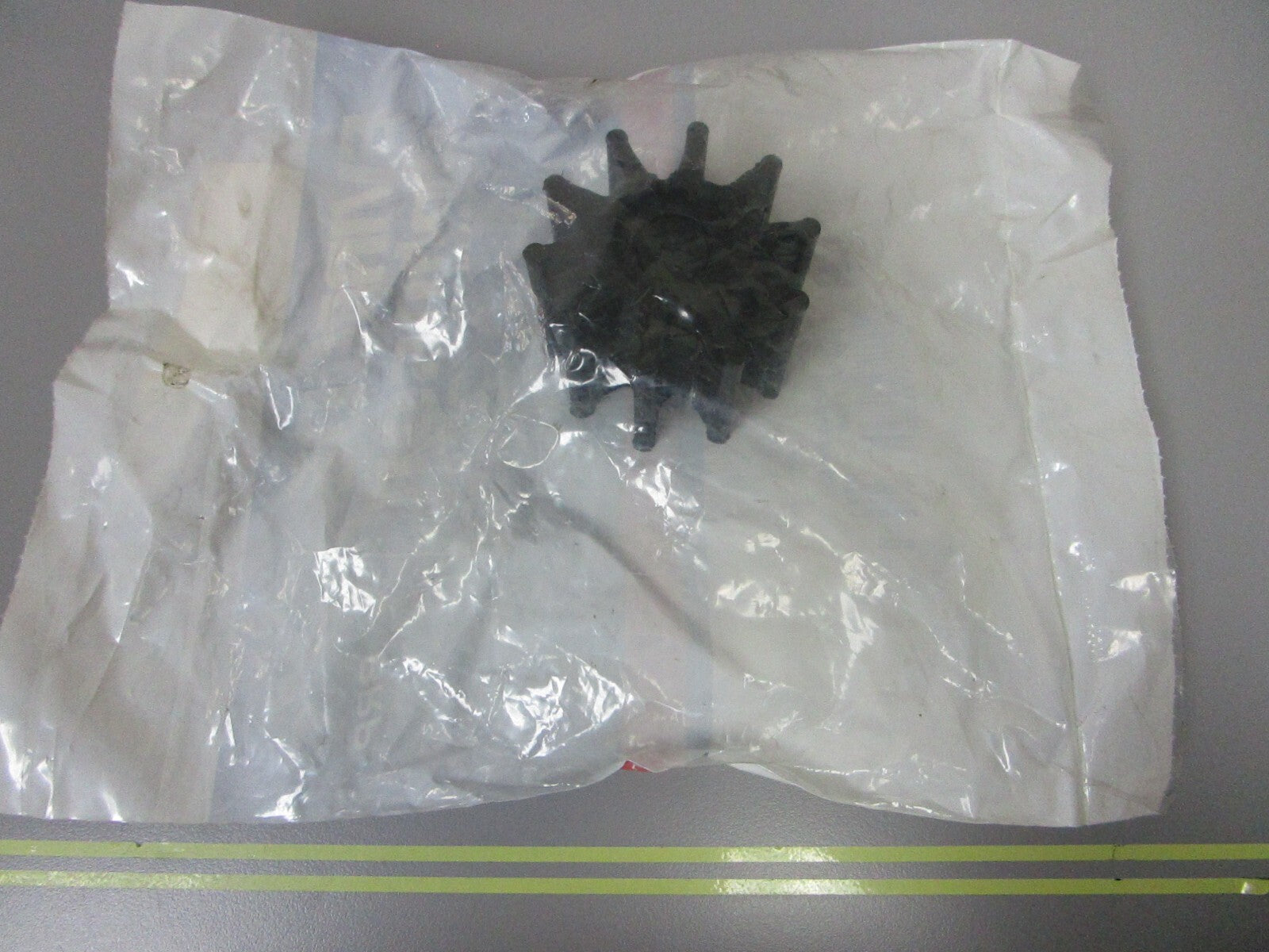 *NEW OEM* 0810 OMC Johnson Evinrude Impeller 777128 0777128