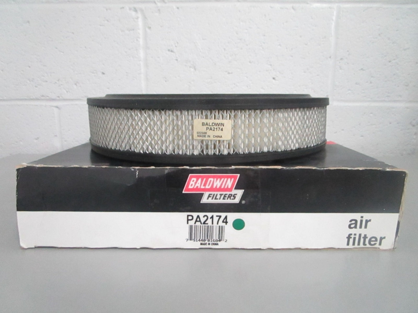 Baldwin PA2174 Heavy Duty Air Filter Element Replacement NOS NEW 0820