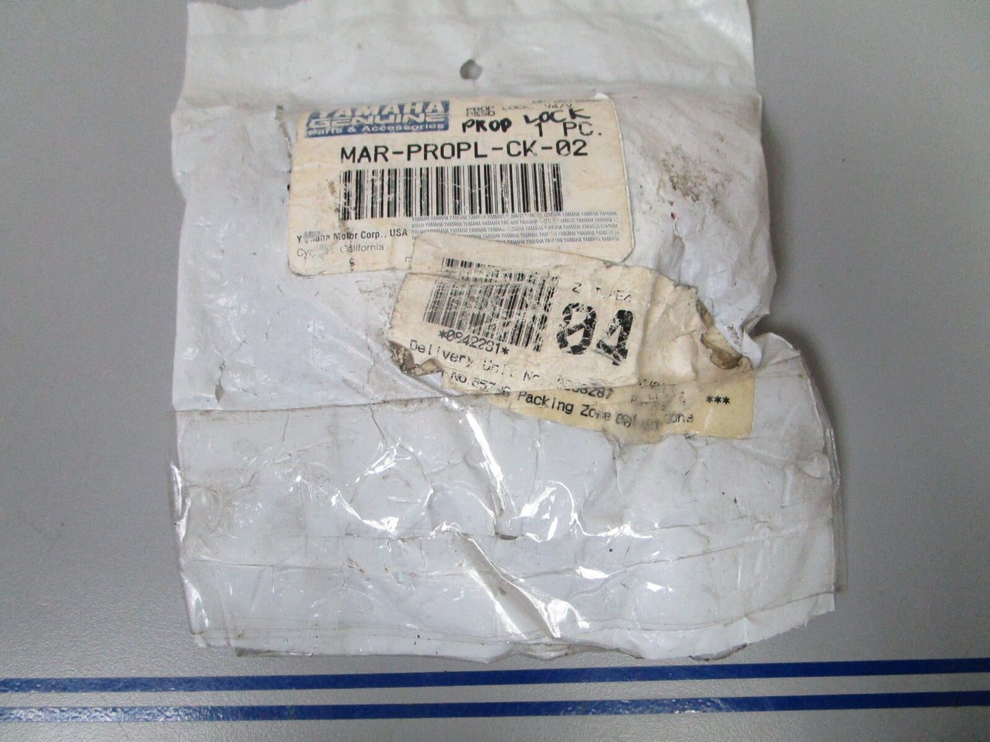 *NEW OEM* 0810 Yamaha Propeller Lock Kit MAR-PROPL-CK-02