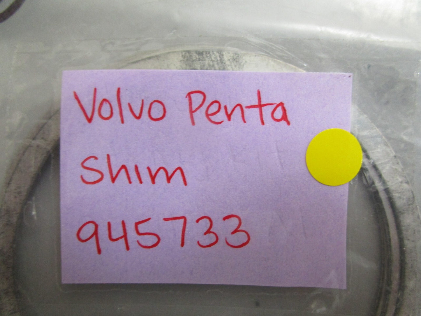 *NEW OEM* 0810 Volvo Penta Shim 945733