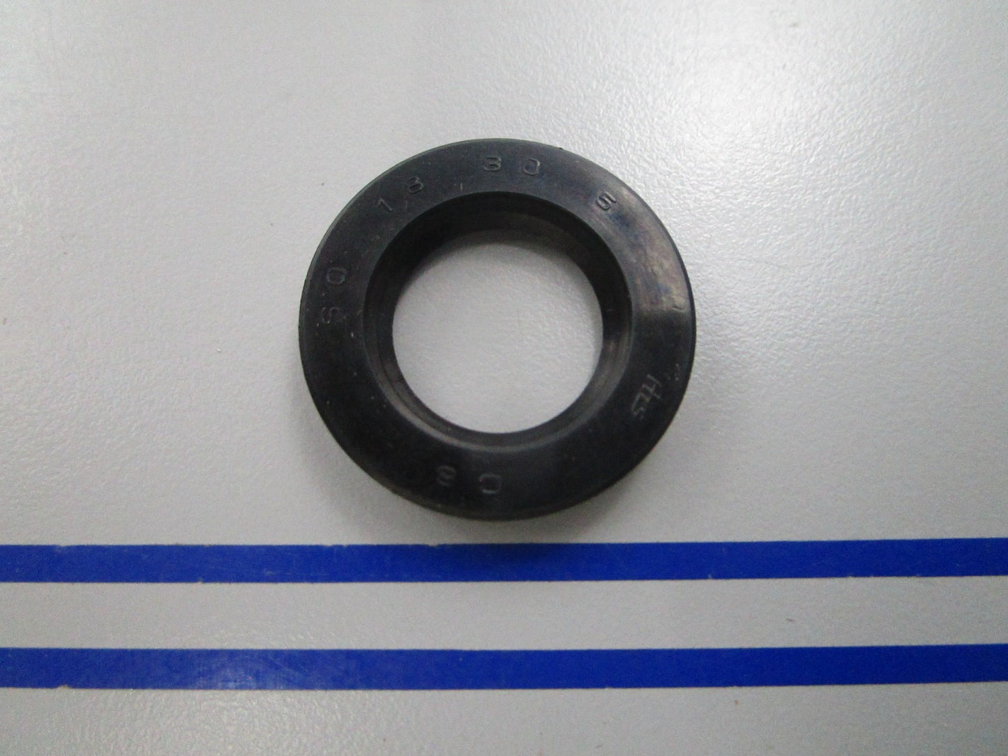 NEW OEM 26-82255M Mercury Quicksilver Seal 0810