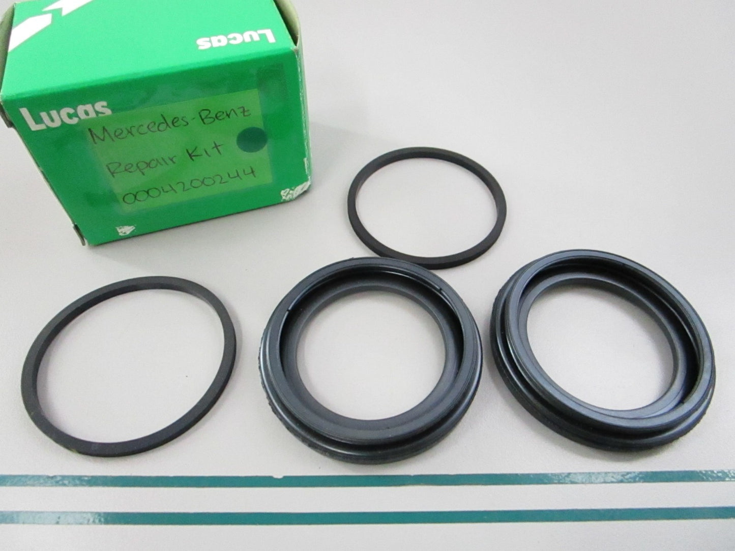 NEW OEM 0004200244 Mercedes-Benz Repair Kit 0810