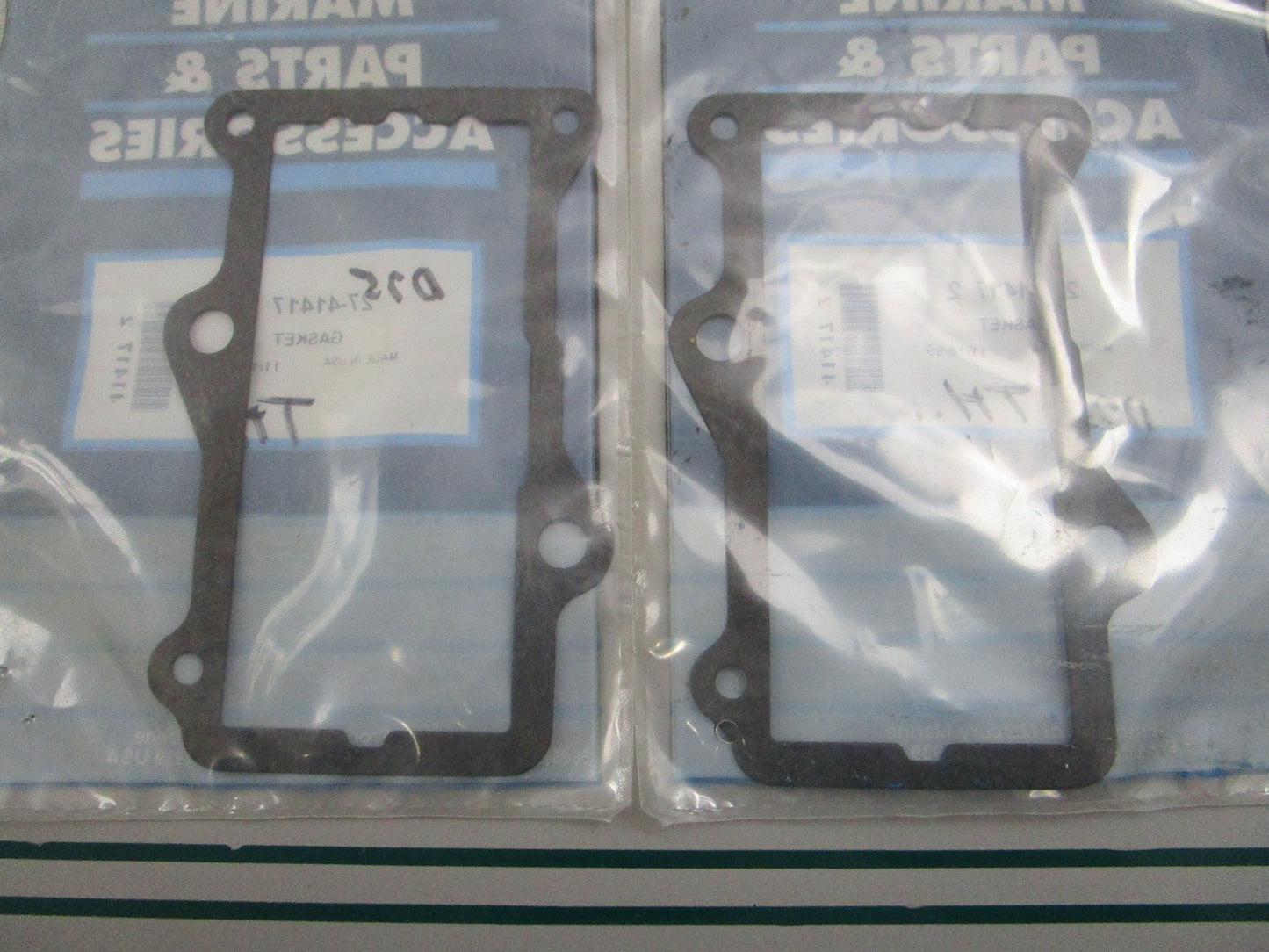NEW OEM (LOT OF 2) 27-414172 Mercury Quicksilver Gasket 0810