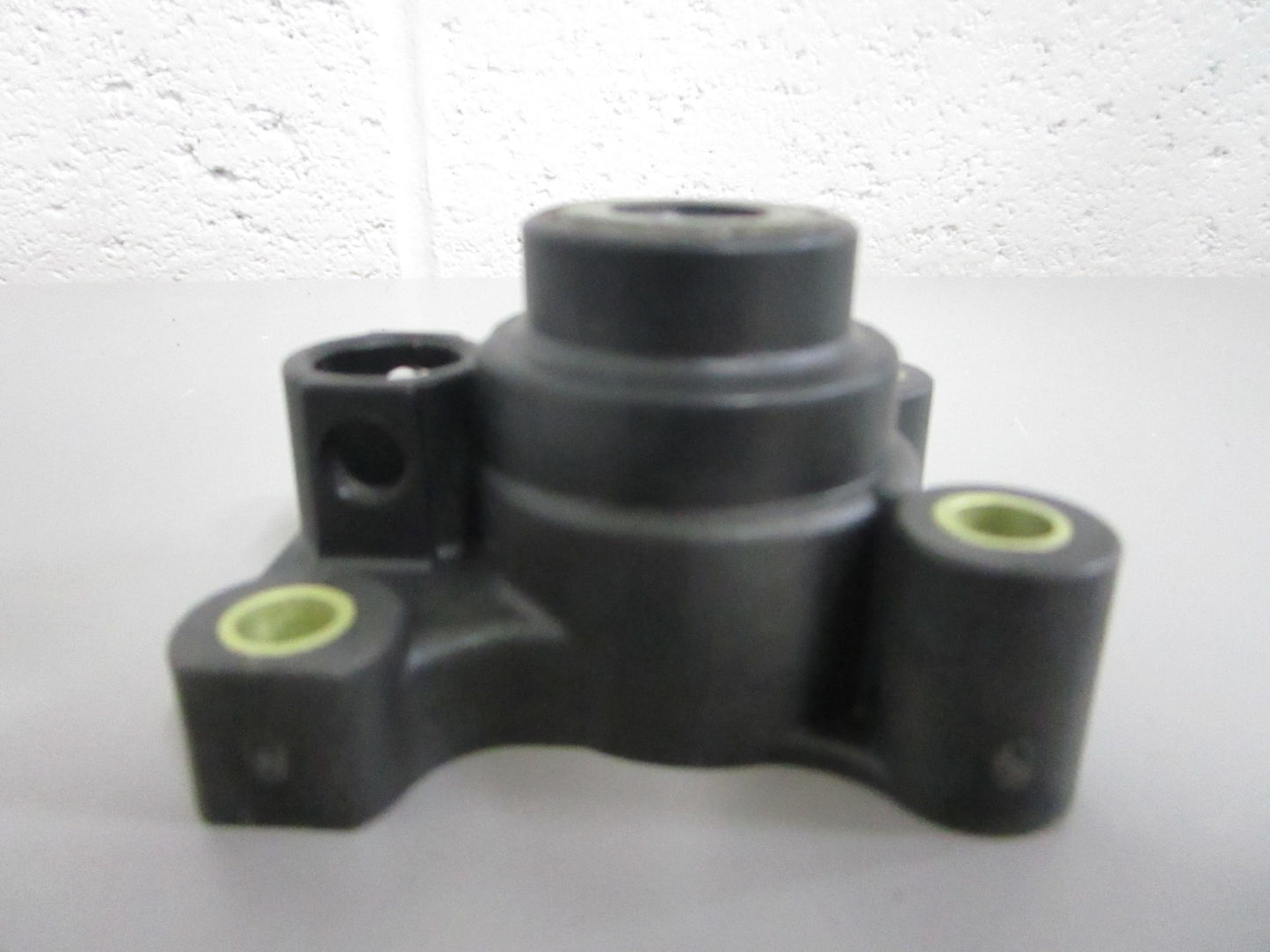 NEW OEM 391571 0391571 OMC Johnson Evinrude Impeller Housing 0820