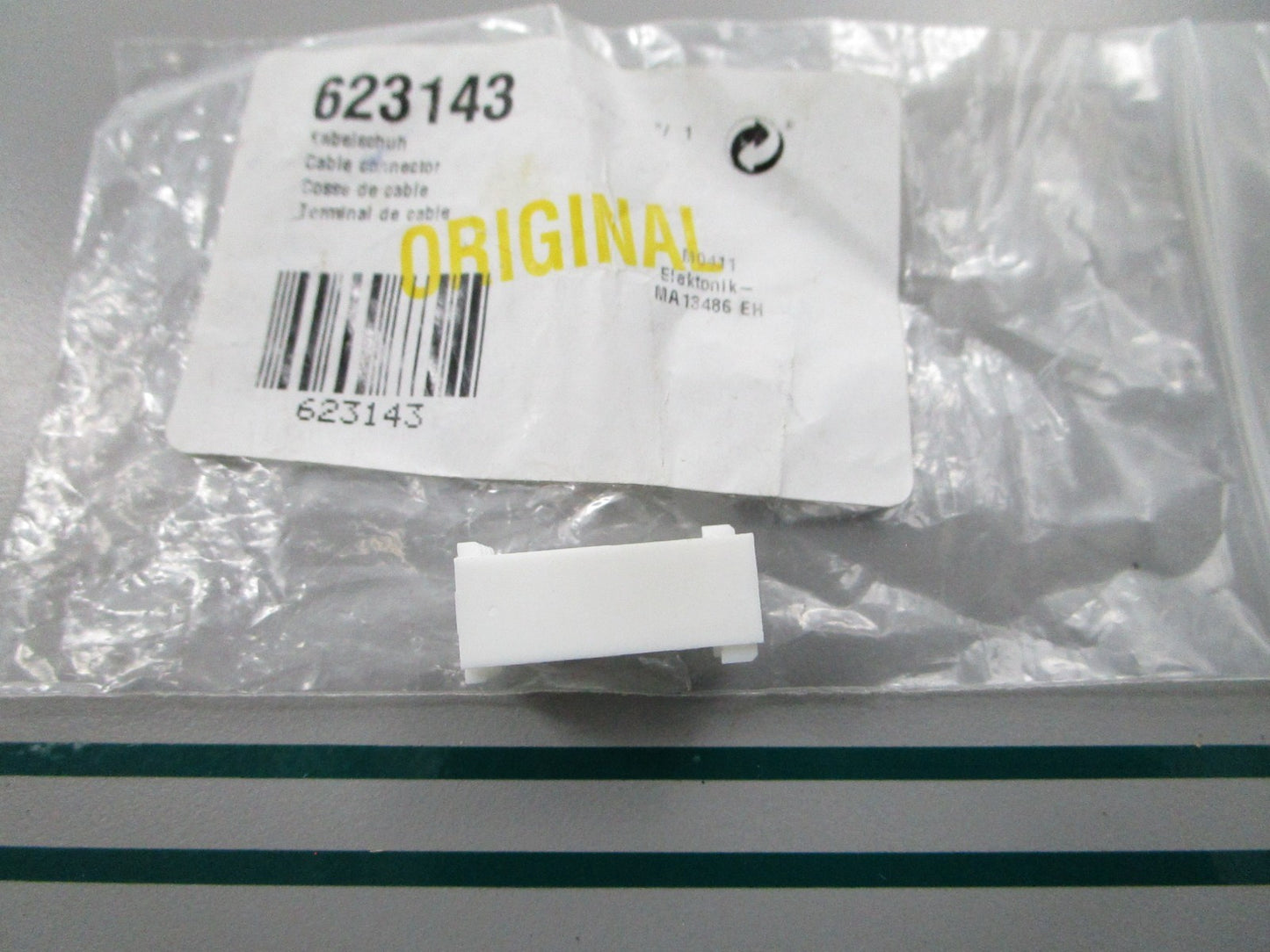 NEW OEM 623143 Bosch Cable Connector 0810