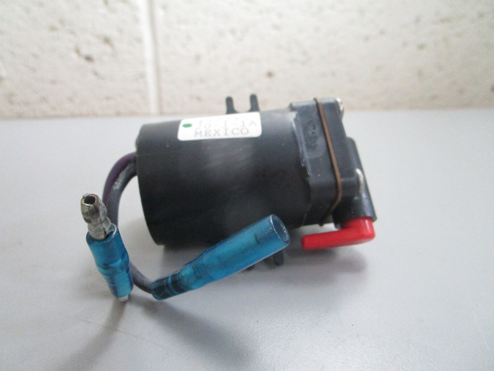 *NEW OEM* 0820 OMC Johnson Evinrude Primer Solenoid Ay 437235 0437235 338180