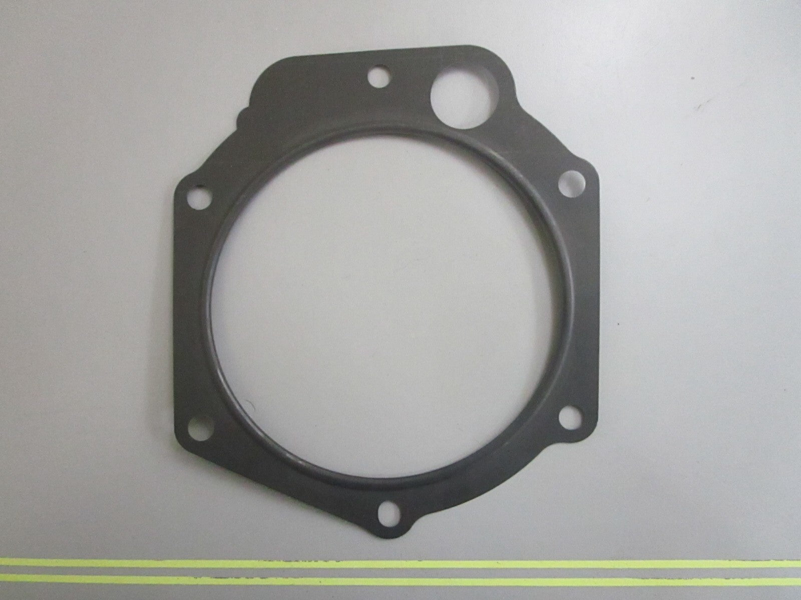 *NEW OEM* 0820 Volvo Penta Gasket 22029570
