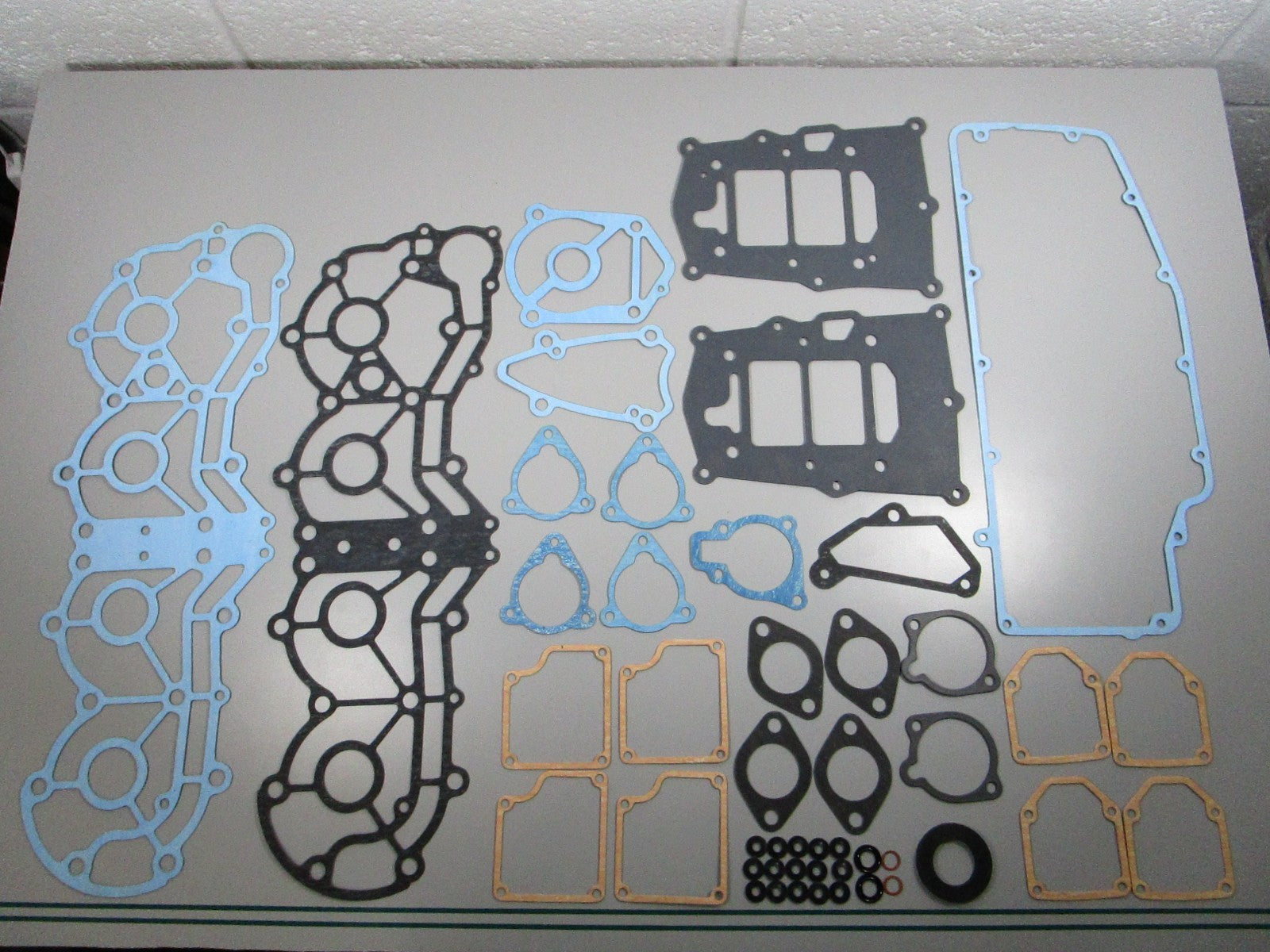 NEW OEM 11400-94891 Suzuki 140 HP 4 Cylinder Gasket Set 0810