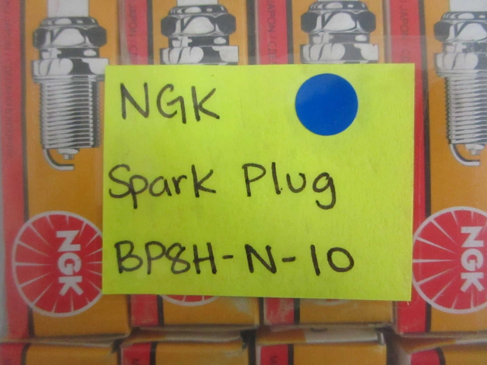 NEW OEM (LOT OF 8) BP8H-N-10 NGK Spark Plug 0820