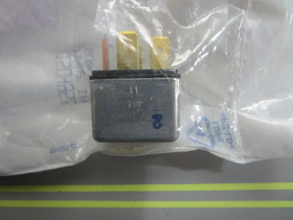 *NEW OEM* 0820 Volvo Penta Relay 1504952