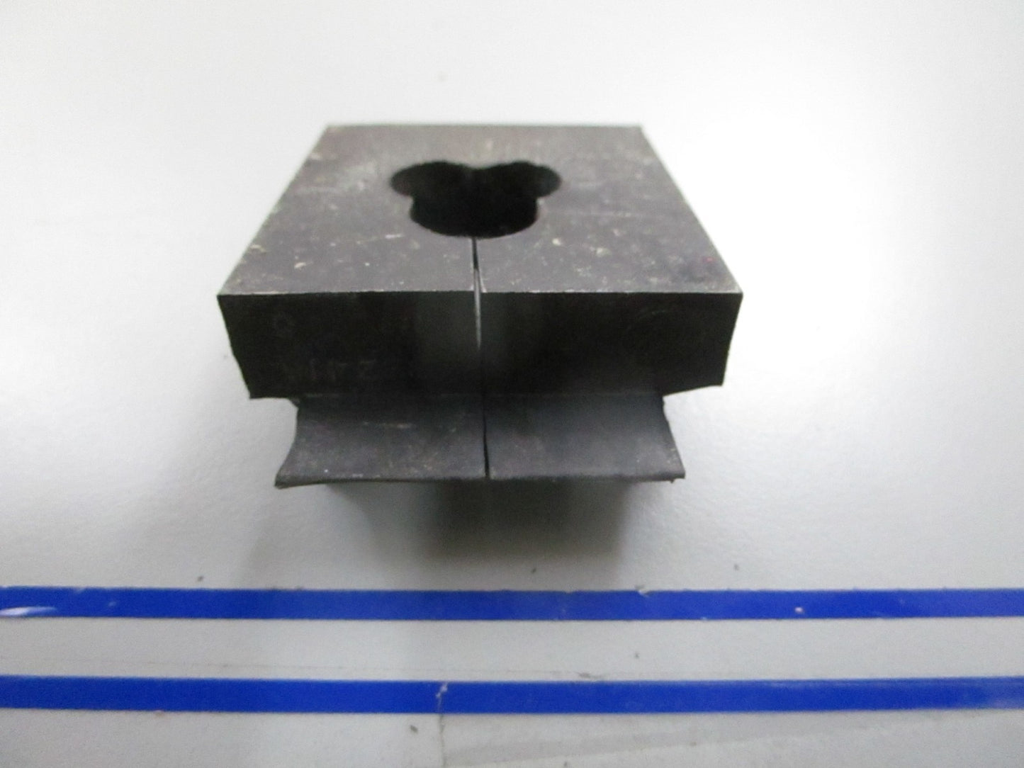 *NEW OEM* 0810 OMC Johnson Evinrude Grommet 332416 0332416