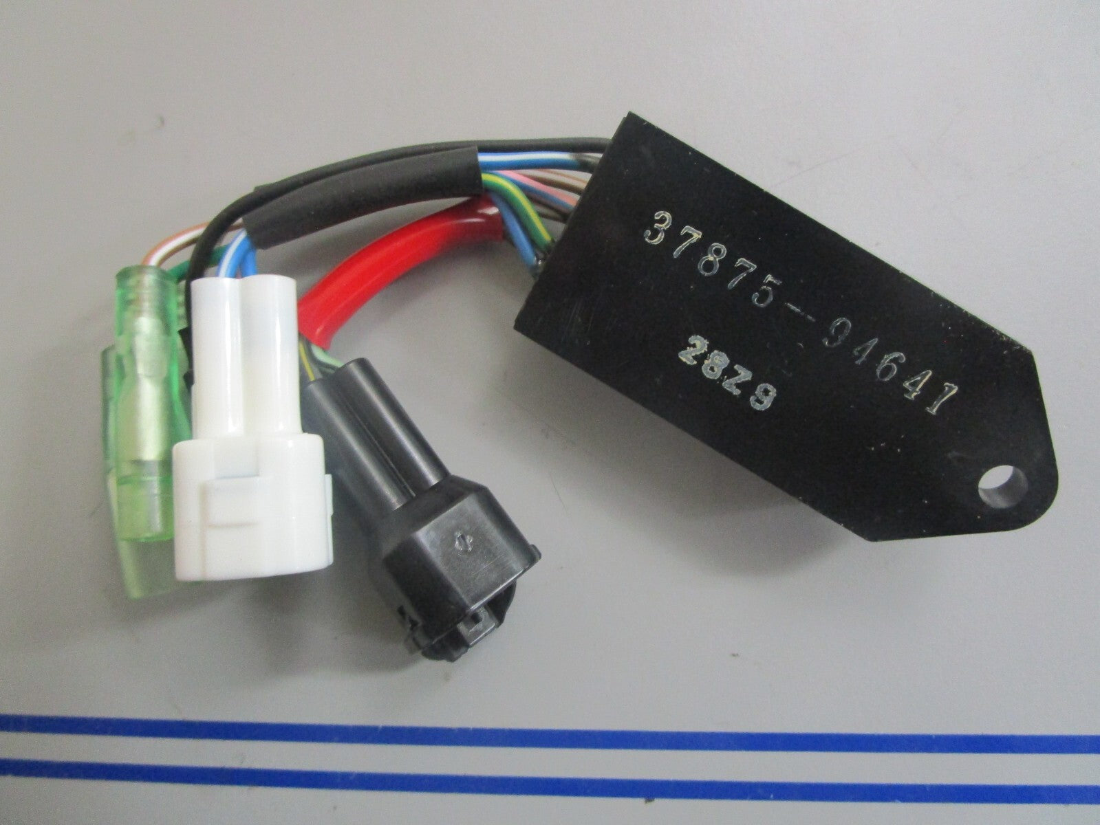 *NEW OEM* 0820 Suzuki Low Oil Warning Unit 37875-94641