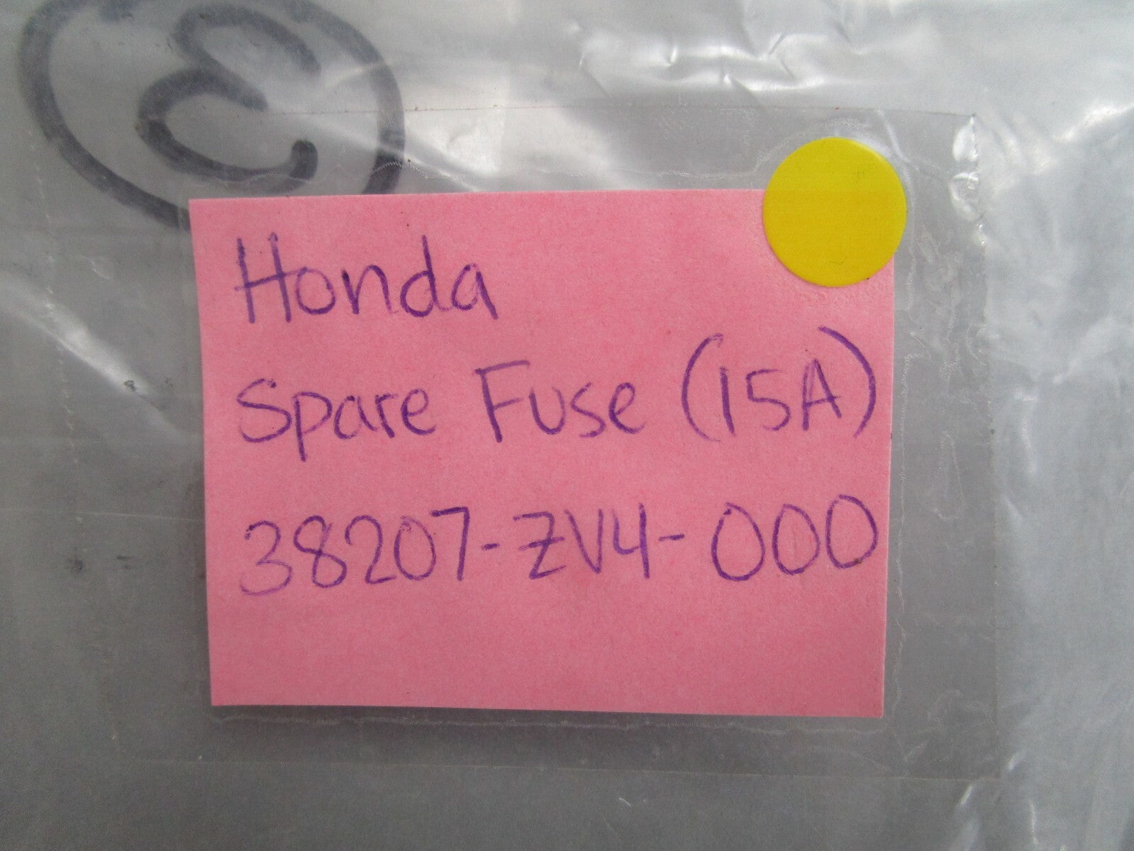 *NEW OEM* 0810 Honda Spare Fuse (15A) 38207-ZV4-000