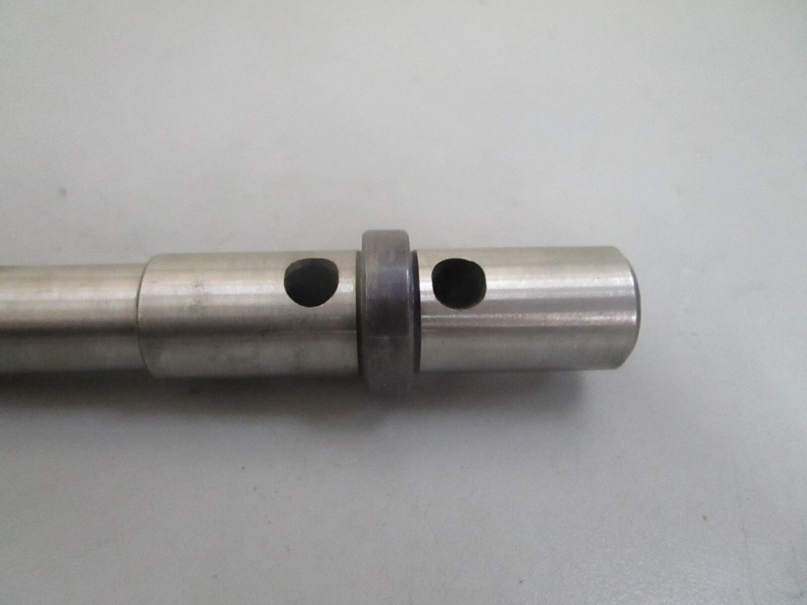 *NEW OEM* 0820 OMC Johnson Evinrude Prop Shaft 435407 0435407